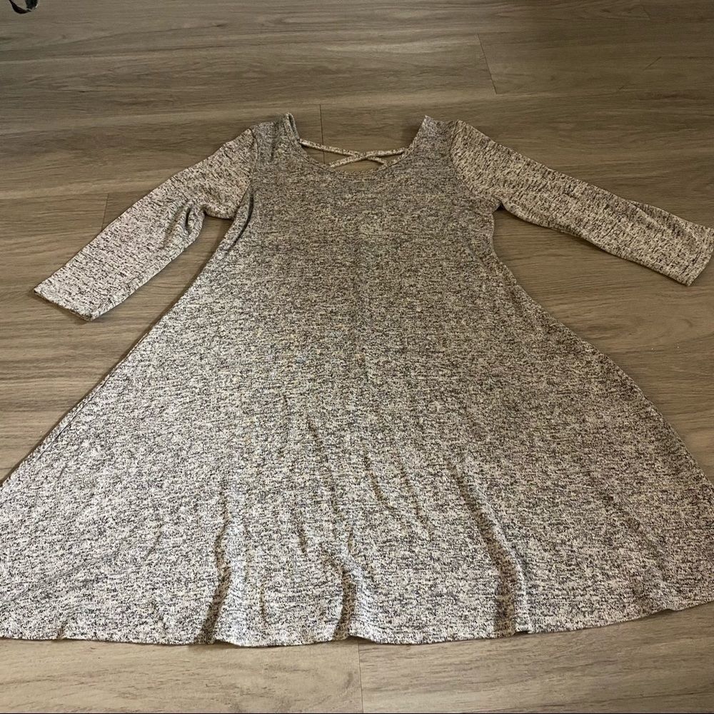 Olivia Rae grey flared tunic with criss cross open back sized medium